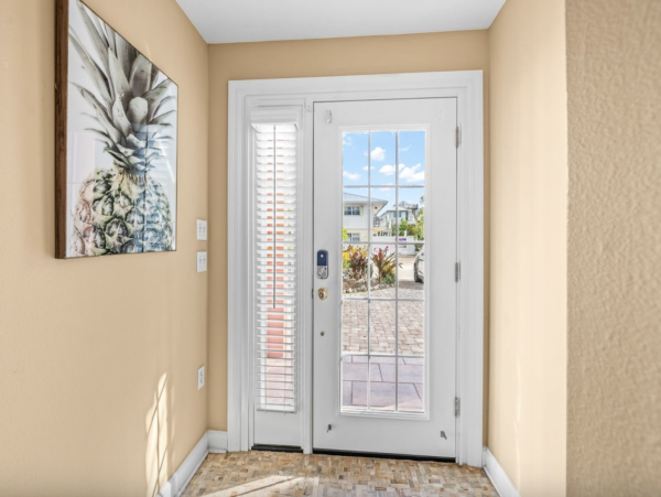 Lido Key Vacation Home with 2 Bedroom and Private Pool